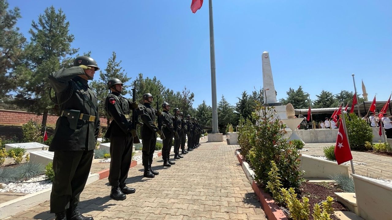 Şanlıurfa'ya Şanlı Ünvanı Verilişinin 41. Yıl Dönümü Kutlandı
