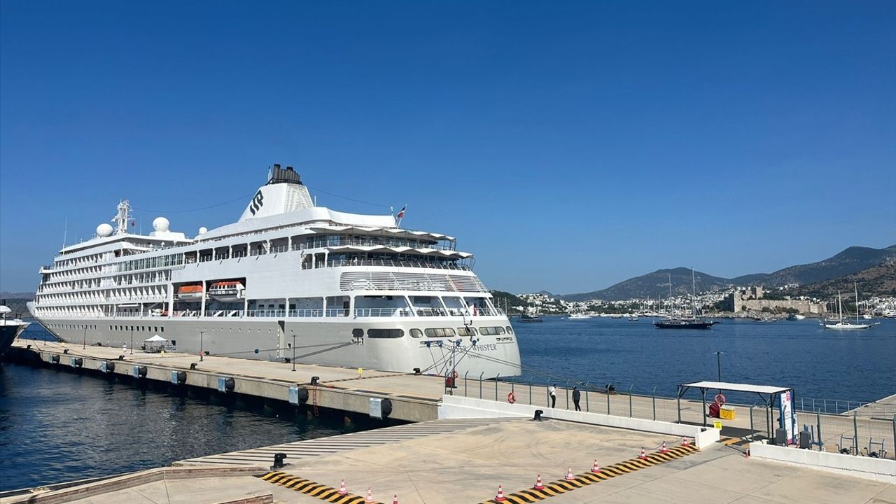 Silver Whisper Kruvaziyeri Bodrum'da