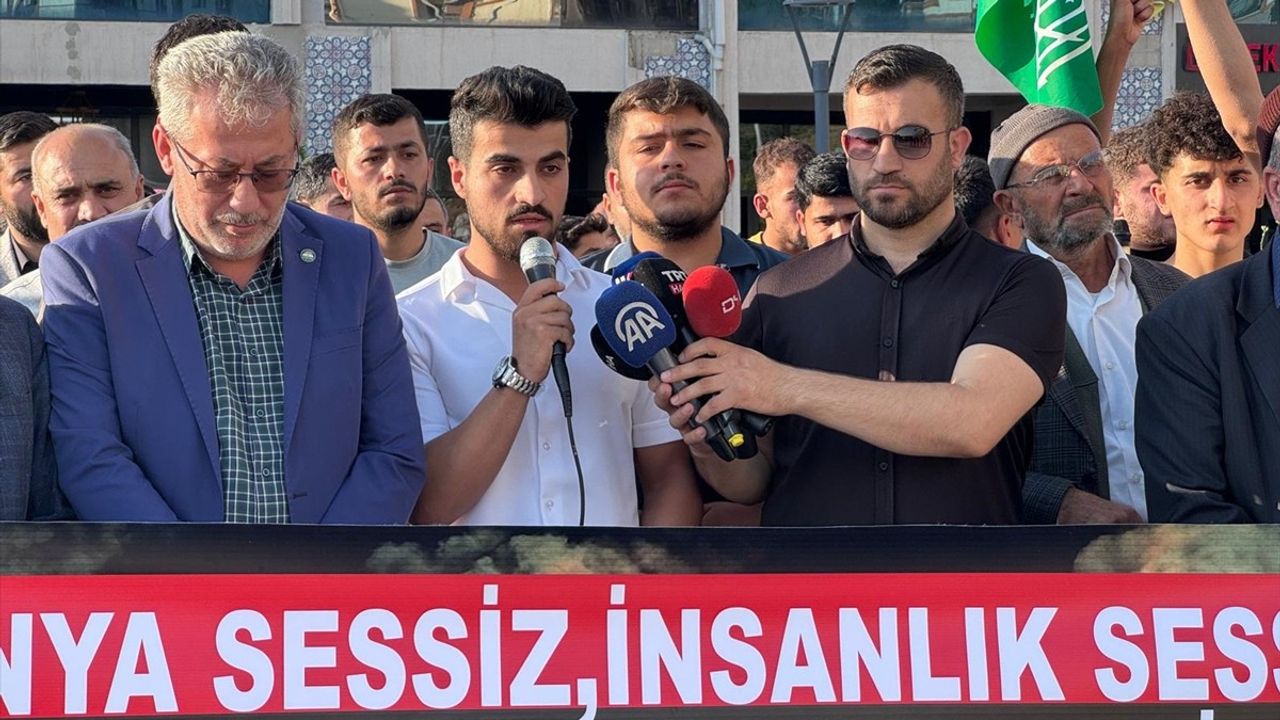 Şırnak'ta Gazze Saldırıları Protesto Edildi