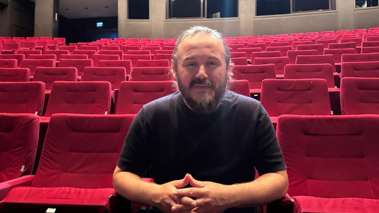 Sultanbeyli'de Yeni Kent Tiyatrosu Kuruluyor