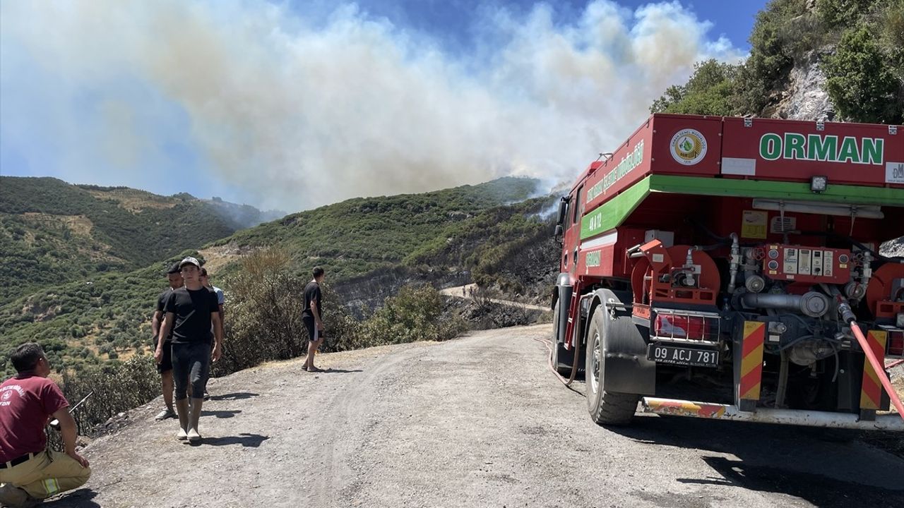 Sultanhisar'da Ziraat Alanında Yangın Çıktı