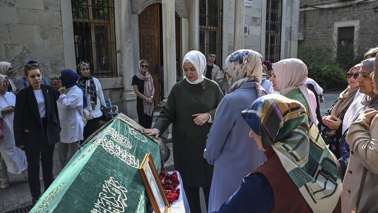 Suzan Tosun, Darülaceze Sakini 93 Yaşında Hayatını Kaybetti