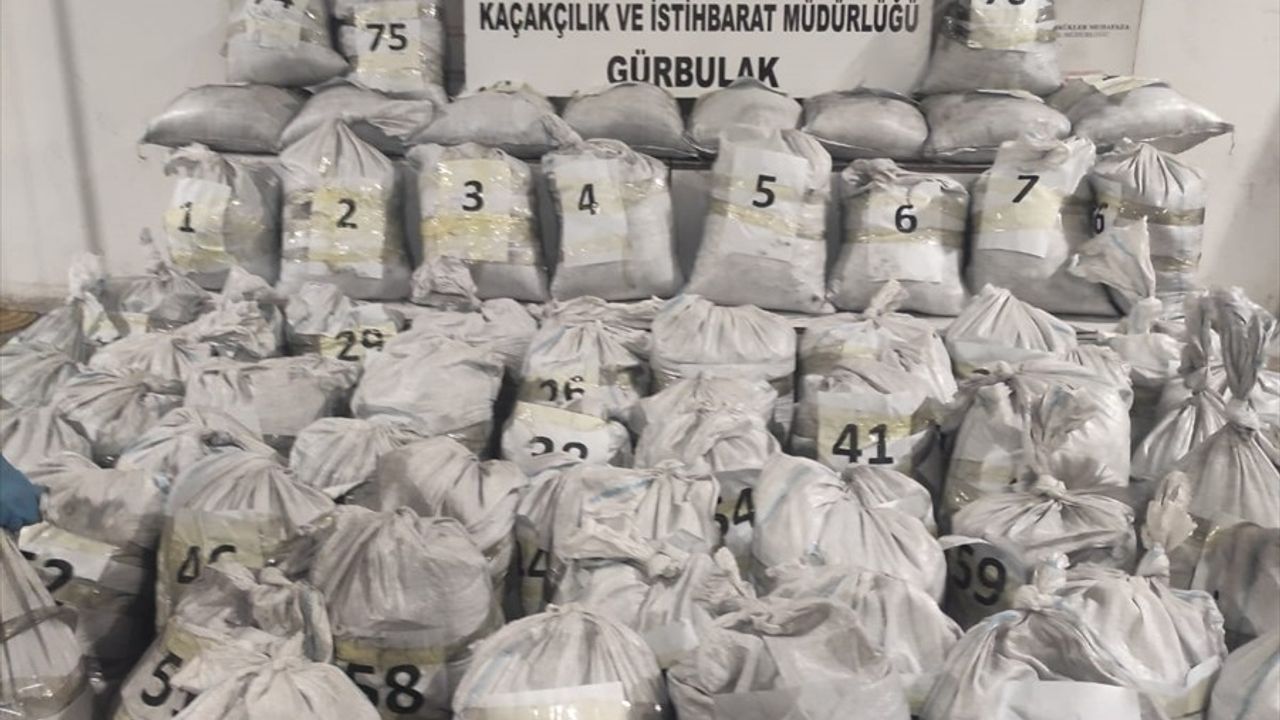 Tarihî Uyuşturucu Operasyonunda Rekor Ele Geçirildi