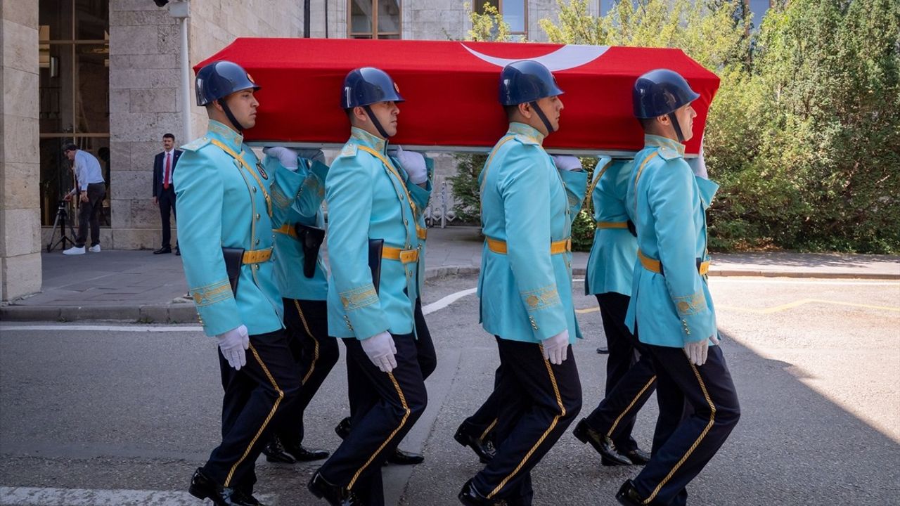 TBMM'de Mükerrem Levent İçin Cenaze Töreni Düzenlendi