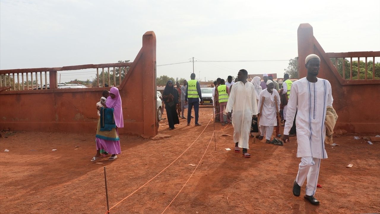 TDV'den Burkina Faso'ya 35 Bin Kurban Hissi Dağıtımı