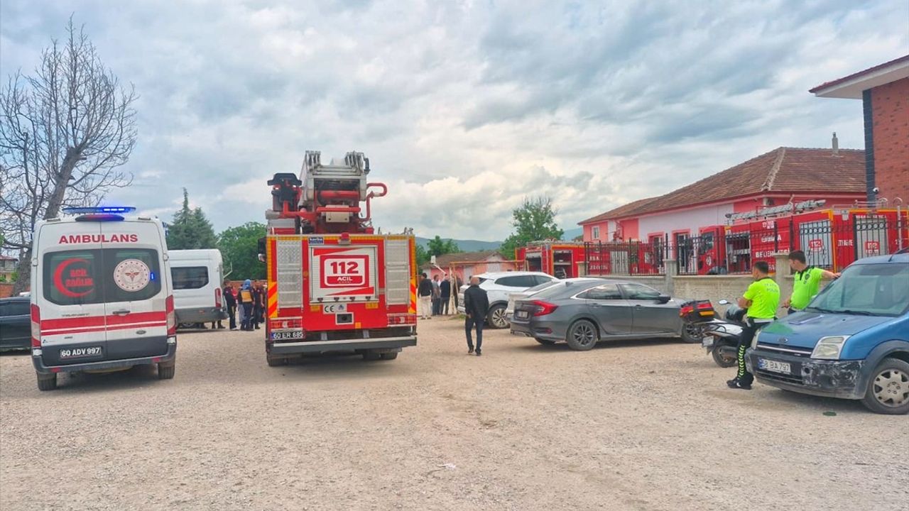 Tokat'ta Lisede Yangın: Hasar Oluştu