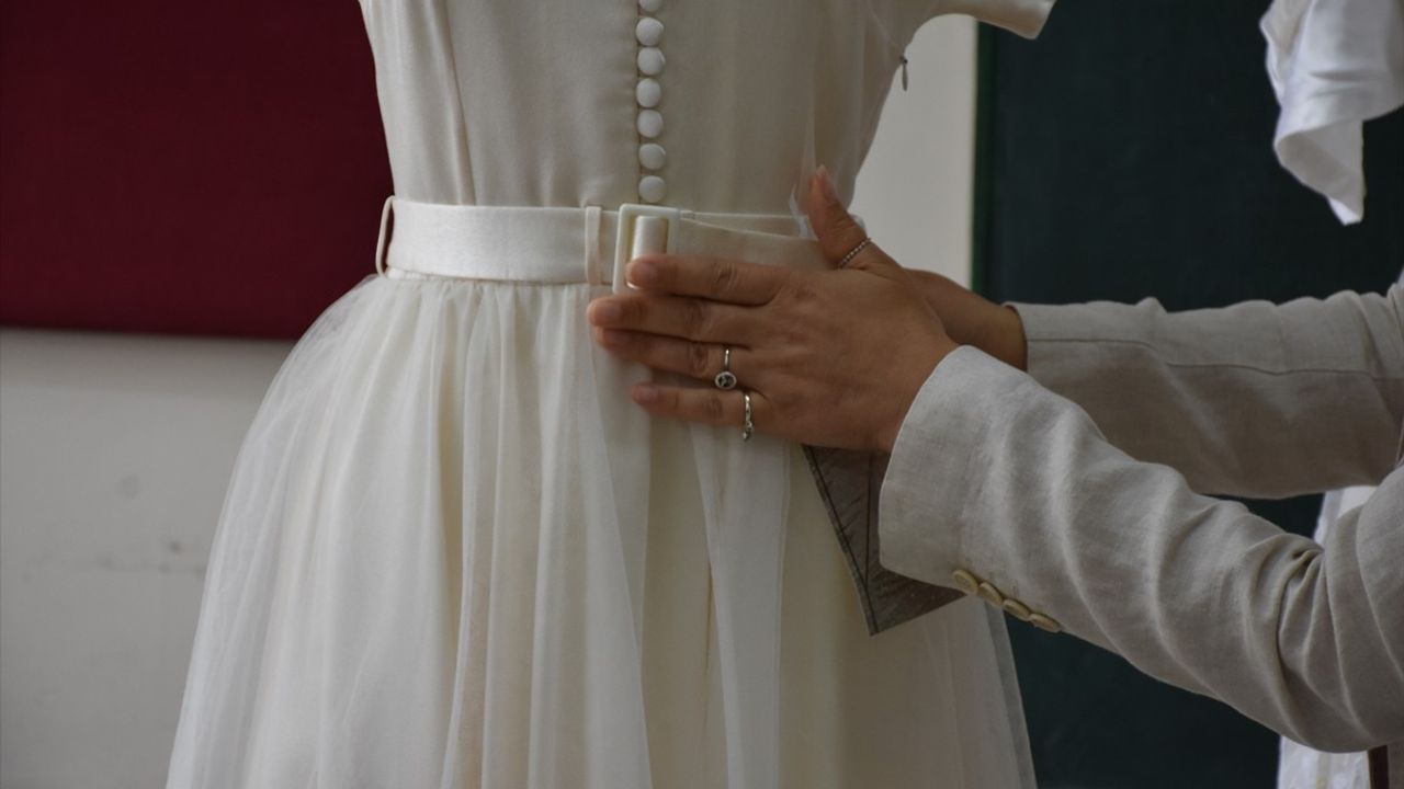 Trabzon'daki Öğrenciler Eski Moda ile Yenilik Yarattı