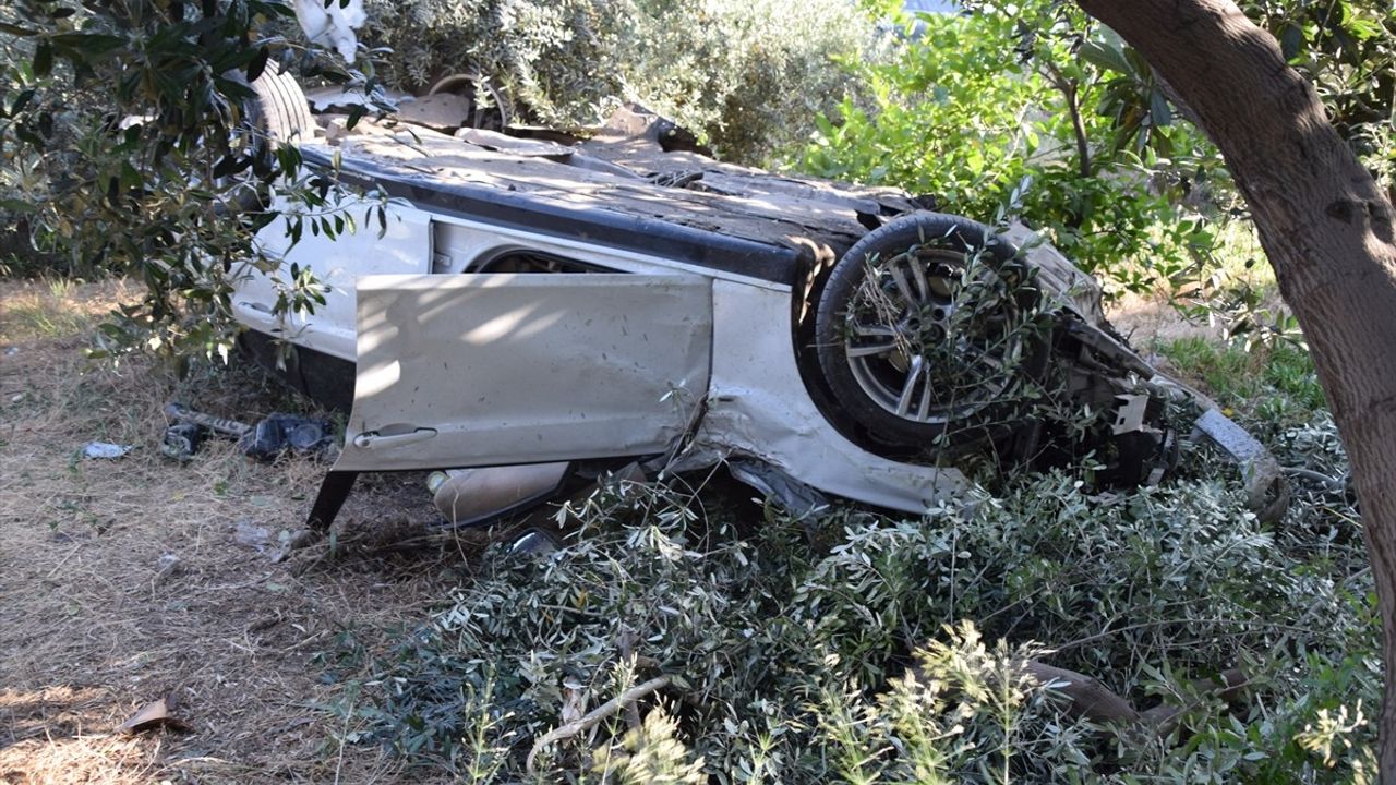 Turgutlu'da Takla Atan Araçta Sürücü Yaralandı