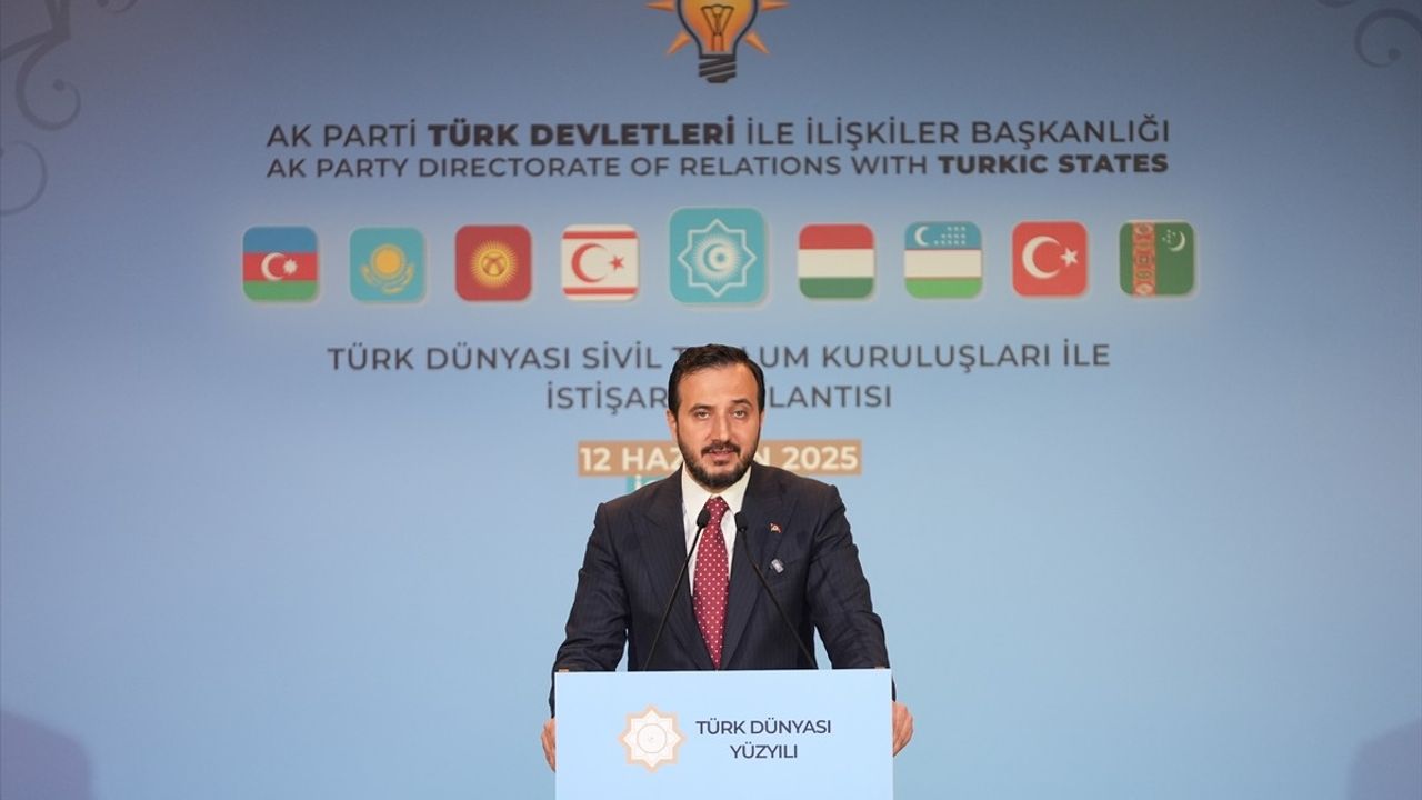 Türk Dünyası İstişare Toplantısı İstanbul'da Gerçekleşti