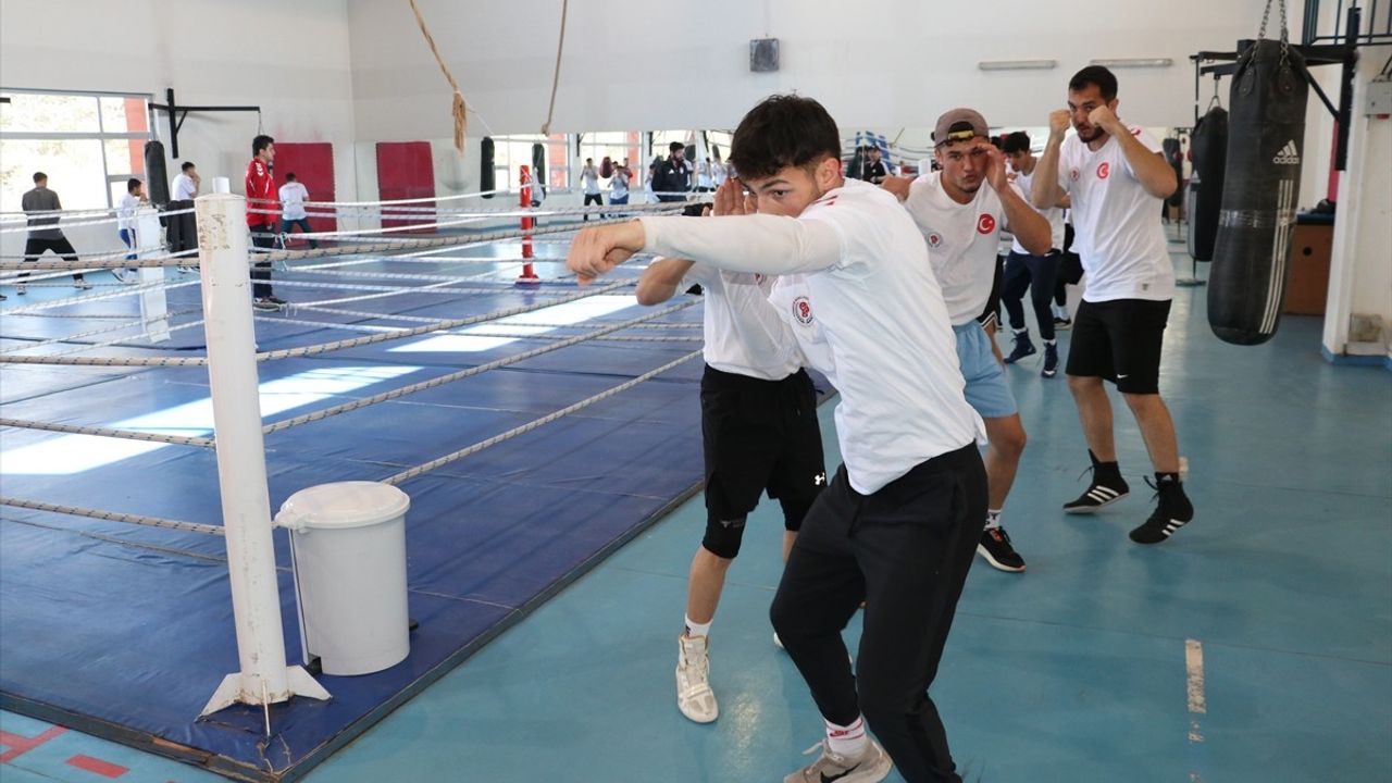 Türkiye Boks Federasyonu'ndan Kalabalık Kamplara Yeni Strateji