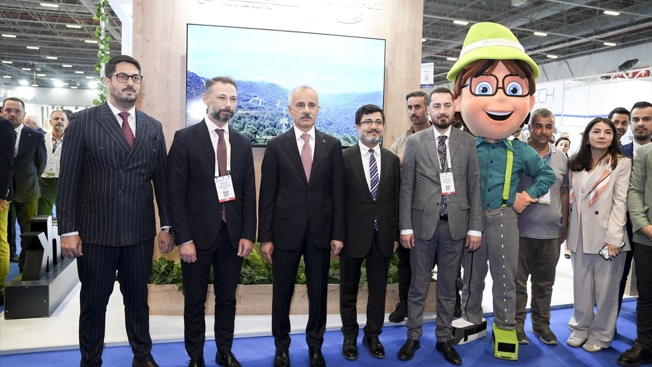 Ulaştırma ve Altyapı Bakanı Uraloğlu'ndan Demir Yolu Sektörüne 500 Milyon TL Destek