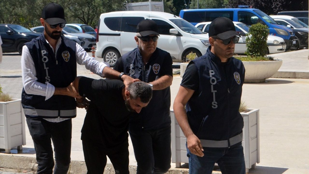 Yalova'da Bıçaklı Kavga: Bir Kişi Hayatını Kaybetti