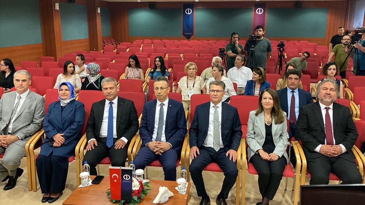 Yapay Zeka ve Türkçenin Geleceği Sempozyumu Eskişehir'de Gerçekleşti
