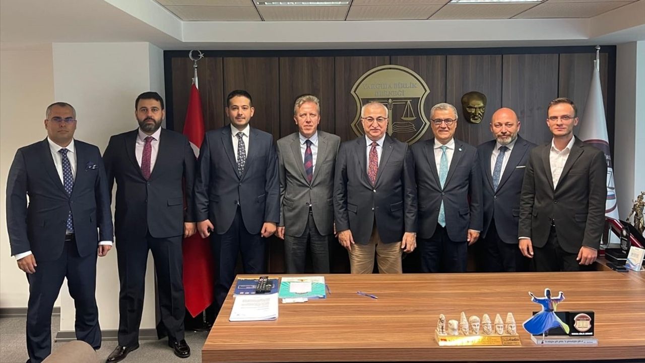 Yargıda Birlik Derneği ve Sakarya Üniversitesi İş Birliği Protokolü İmzaladı