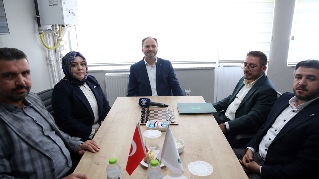 Yeşilay'dan Bağımlılık Mücadelesi: Kastamonu Konferansı
