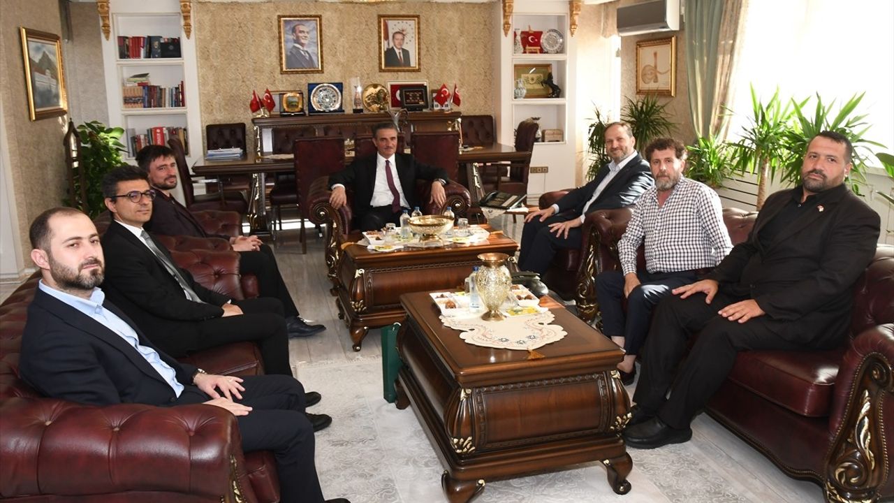 Yeşilay Genel Başkanı Mehmet Dinç'ten Tütün ve Kumar Bağımlılığı Uyarısı