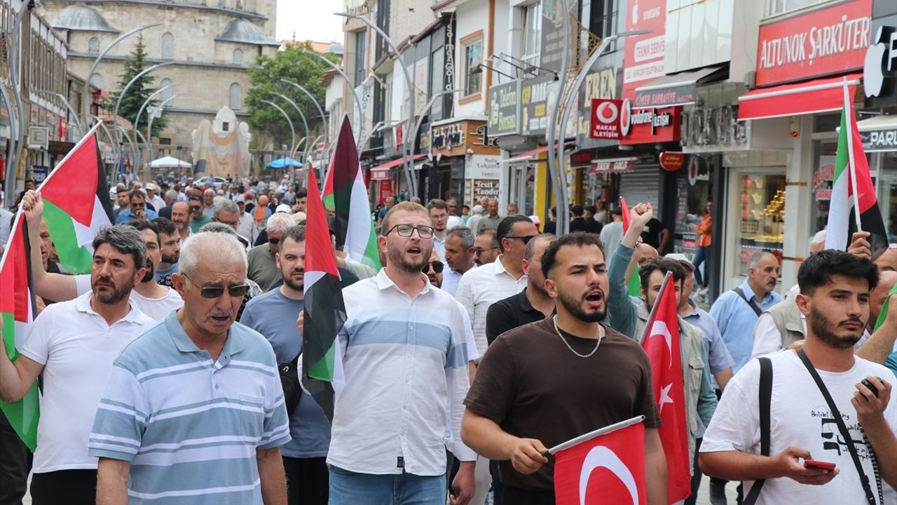 Yozgat'ta 'Madleen' Gemisine Saldırı Protestosu