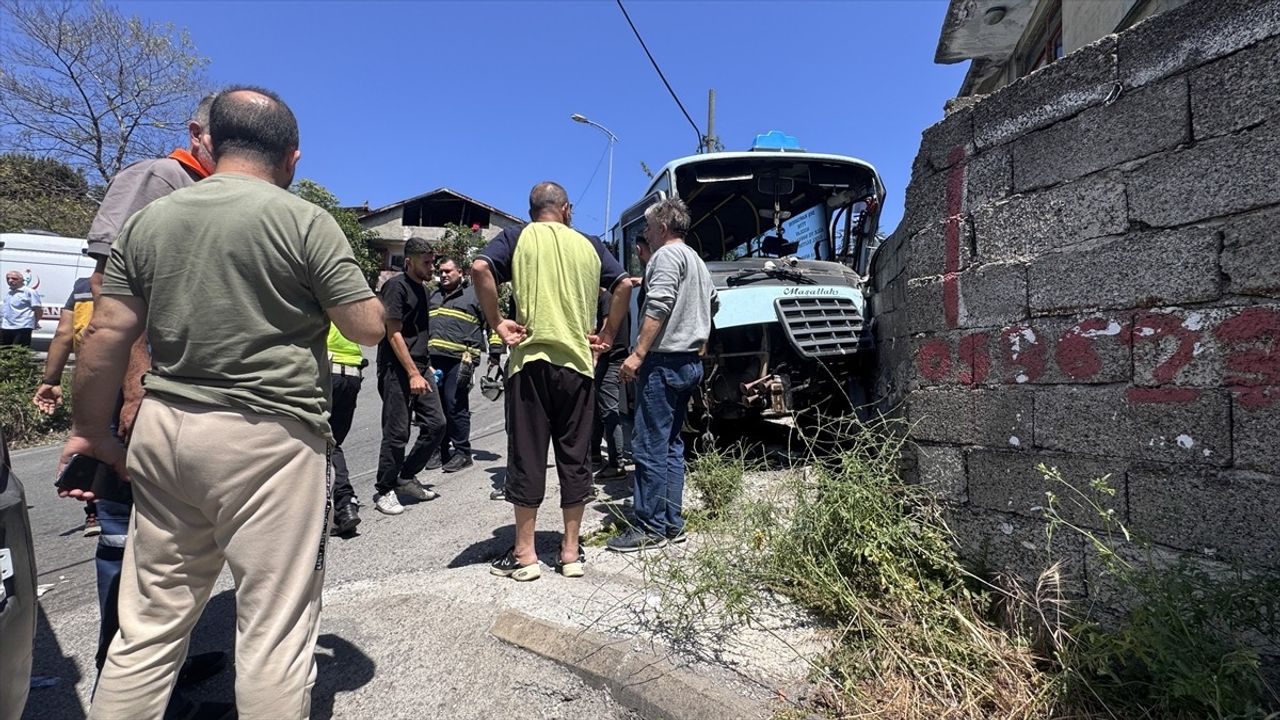 Zonguldak'ta Fren Arızası: 14 Yaralı