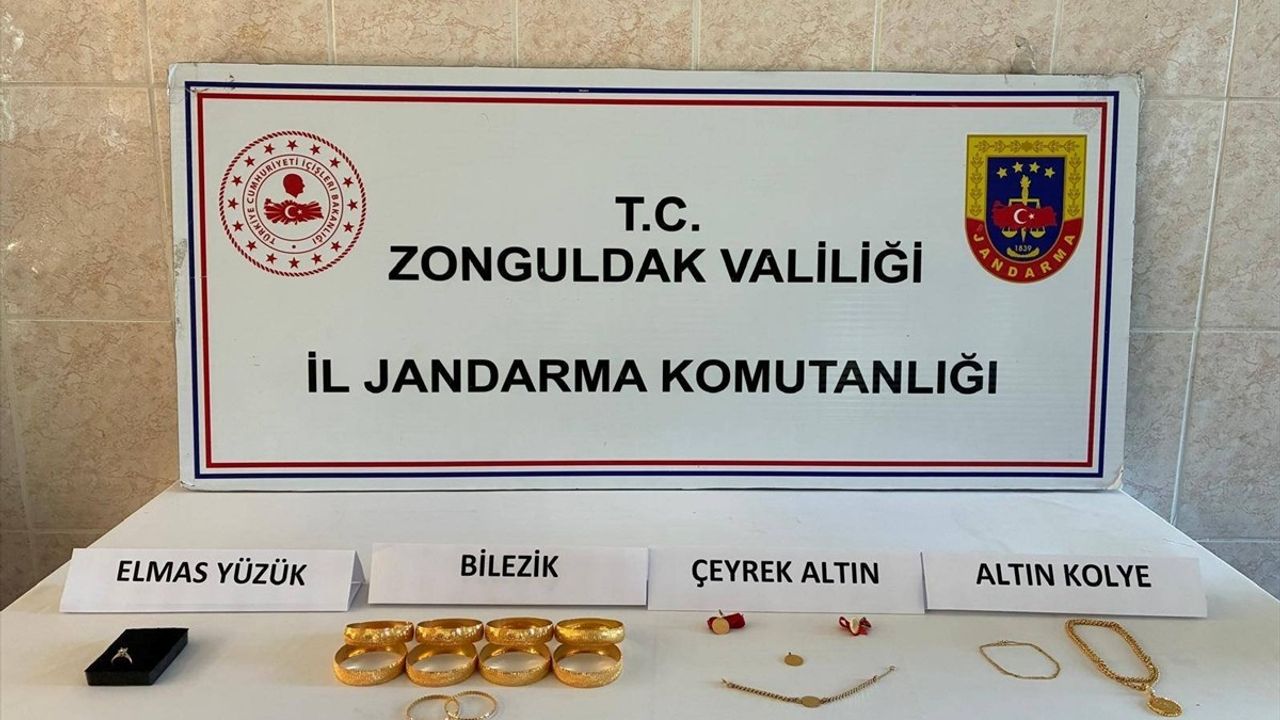 Zonguldak'ta İki Zanlı Ev Hırsızlığından Tutuklandı