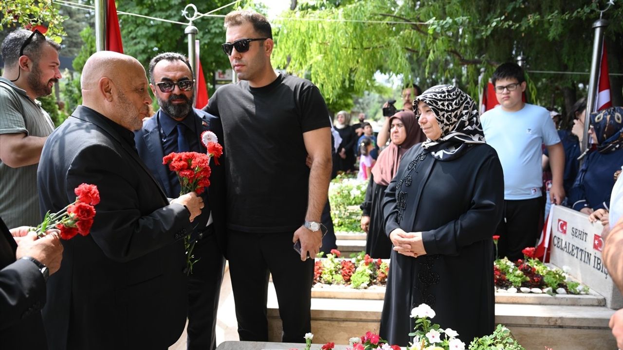 15 Temmuz'da Şehitler Anıldı