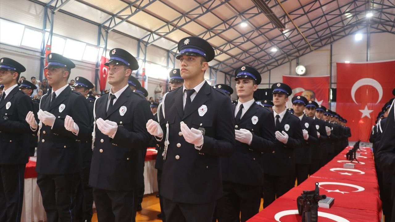 579 Polis Adayı Mezun Oldu