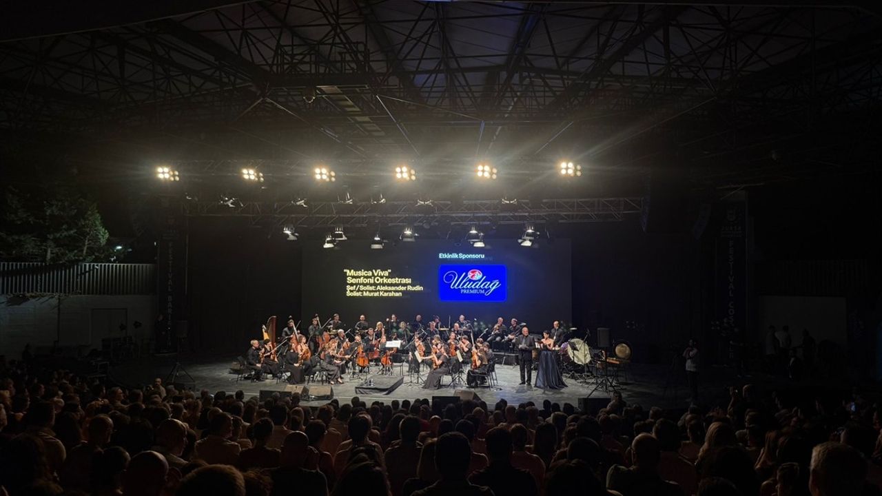 63. Uluslararası Bursa Festivali Sanatseverlerle Buluştu