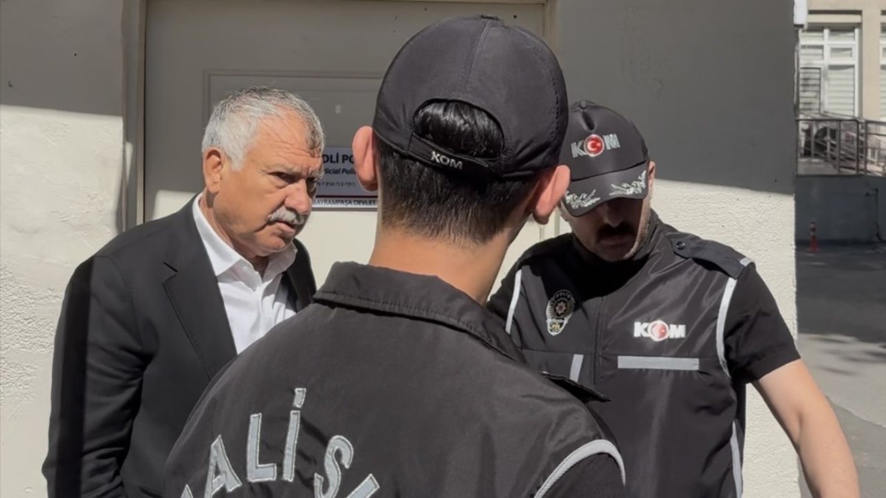 Adana ve Adıyaman Belediye Başkanları Gözaltı Kararında