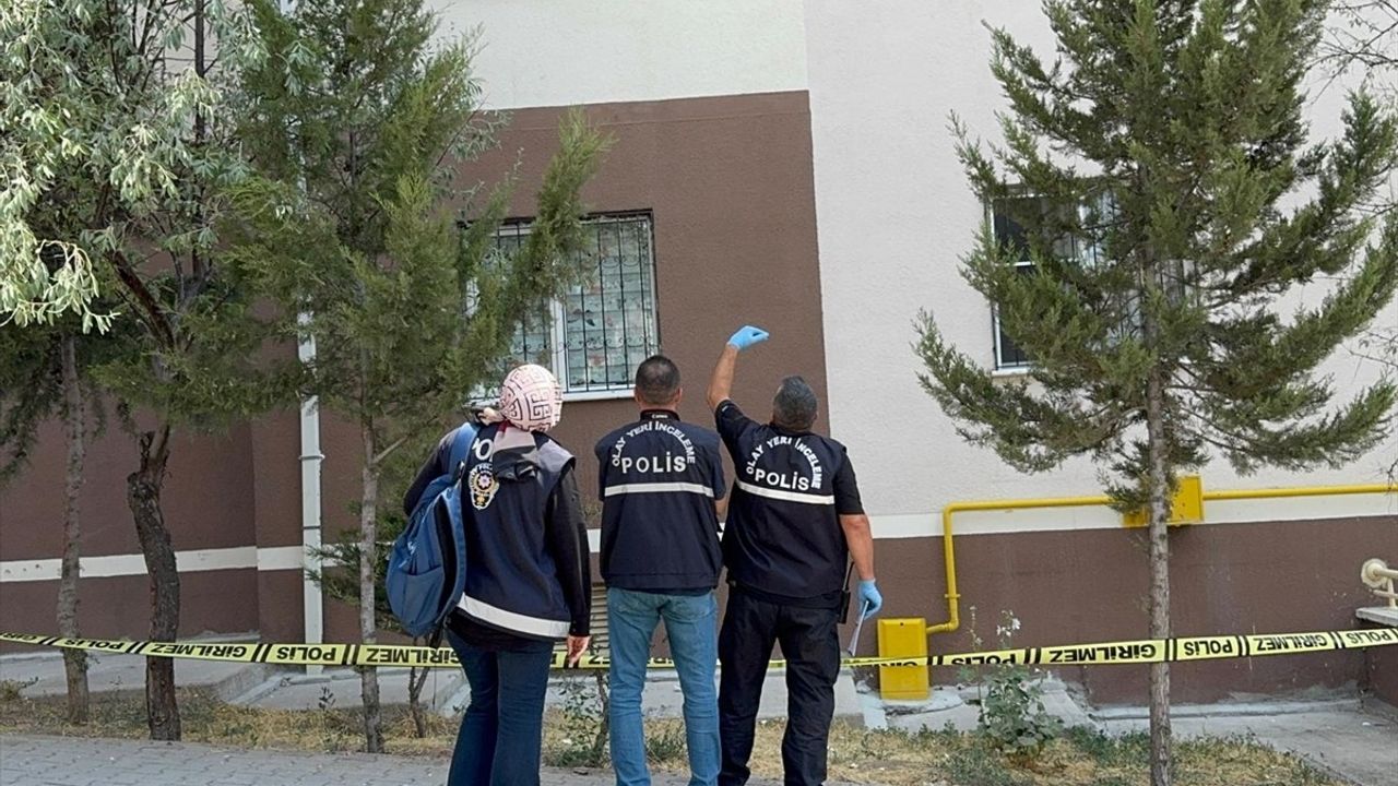 Aksaray'da Pencere İhmalinin Sonucu: Çocuk Ağır Yaralandı