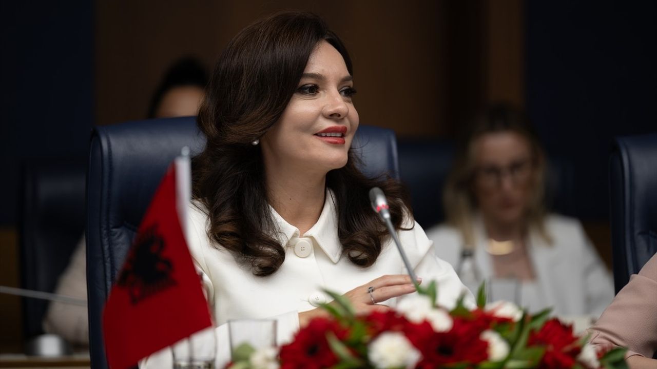 Arnavutluk ve Türkiye İlişkileri Güçleniyor