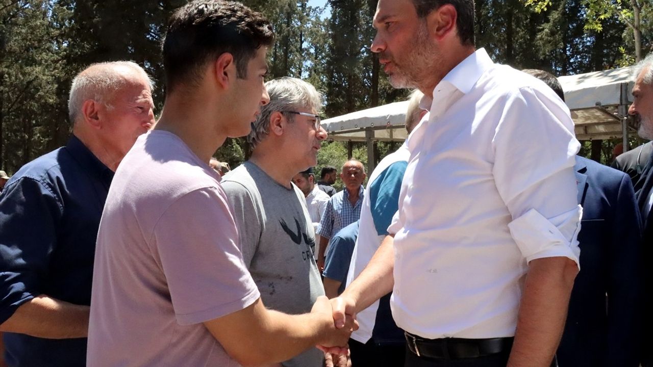 Bakan Alparslan Bayraktar'ın Teyzesinin Cenaze Töreni Hatay'da Gerçekleşti