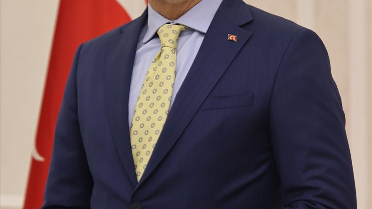 Bakan Işıkhan'dan Kamu İşçilerine Zam Görüşmeleri Hakkında Açıklama