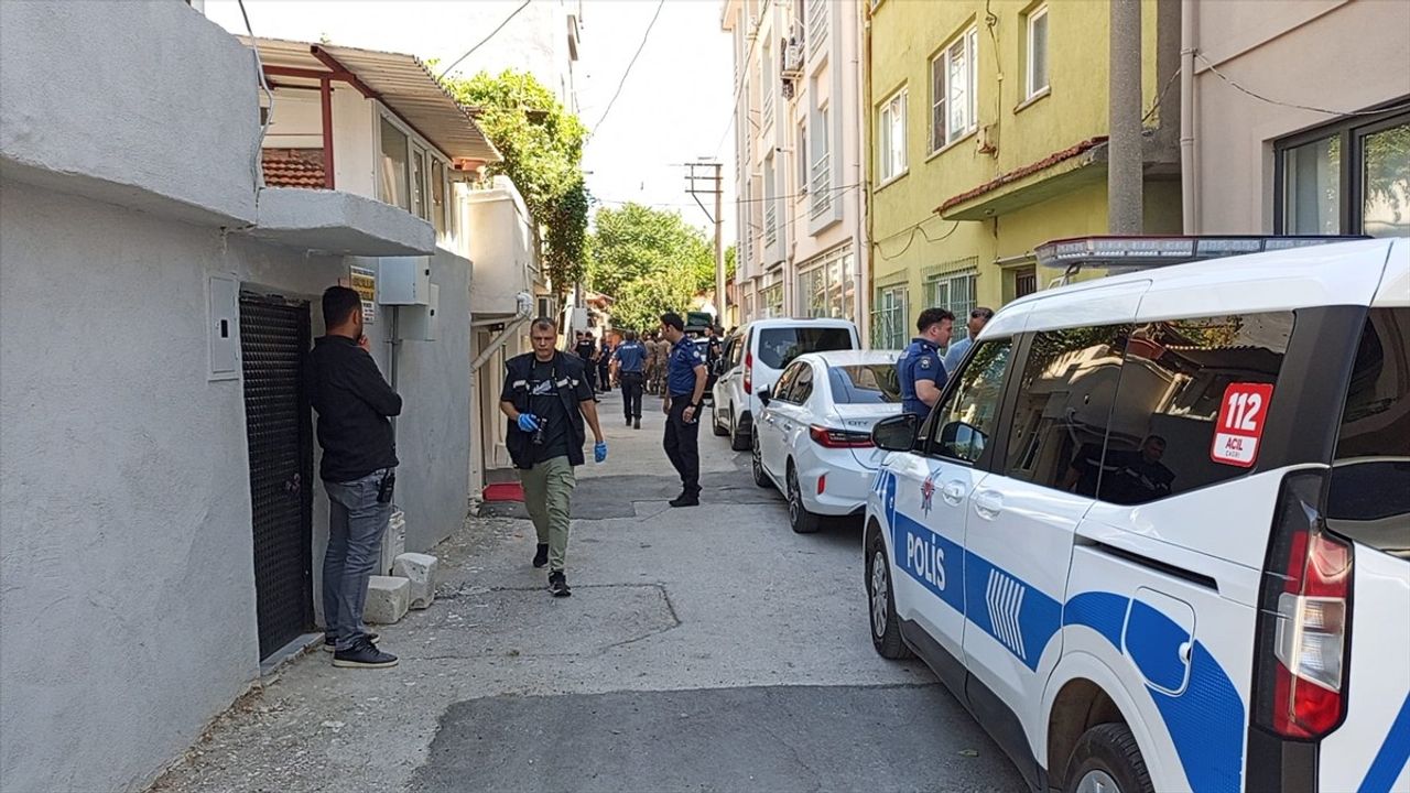 Balıkesir'de Polis Memuruna Saldırı: Şüpheli Gözaltında