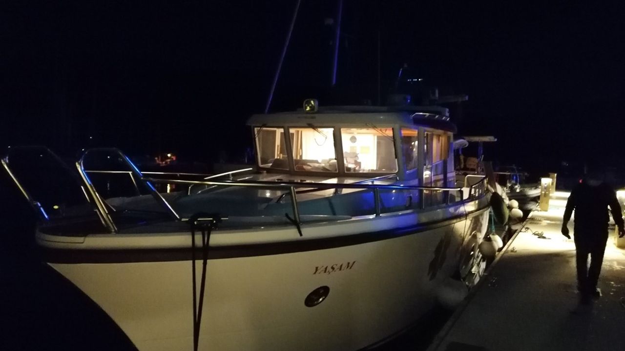 Bodrum'da Kruvaziyerde Rahatsızlanan Yolcu Deniz Ambulansıyla Tahliye Edildi