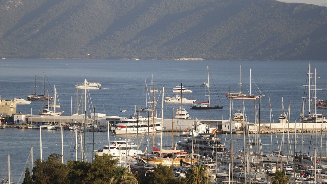 Bodrum Koylarında Yat Yoğunluğu ve Düzenleme Talepleri