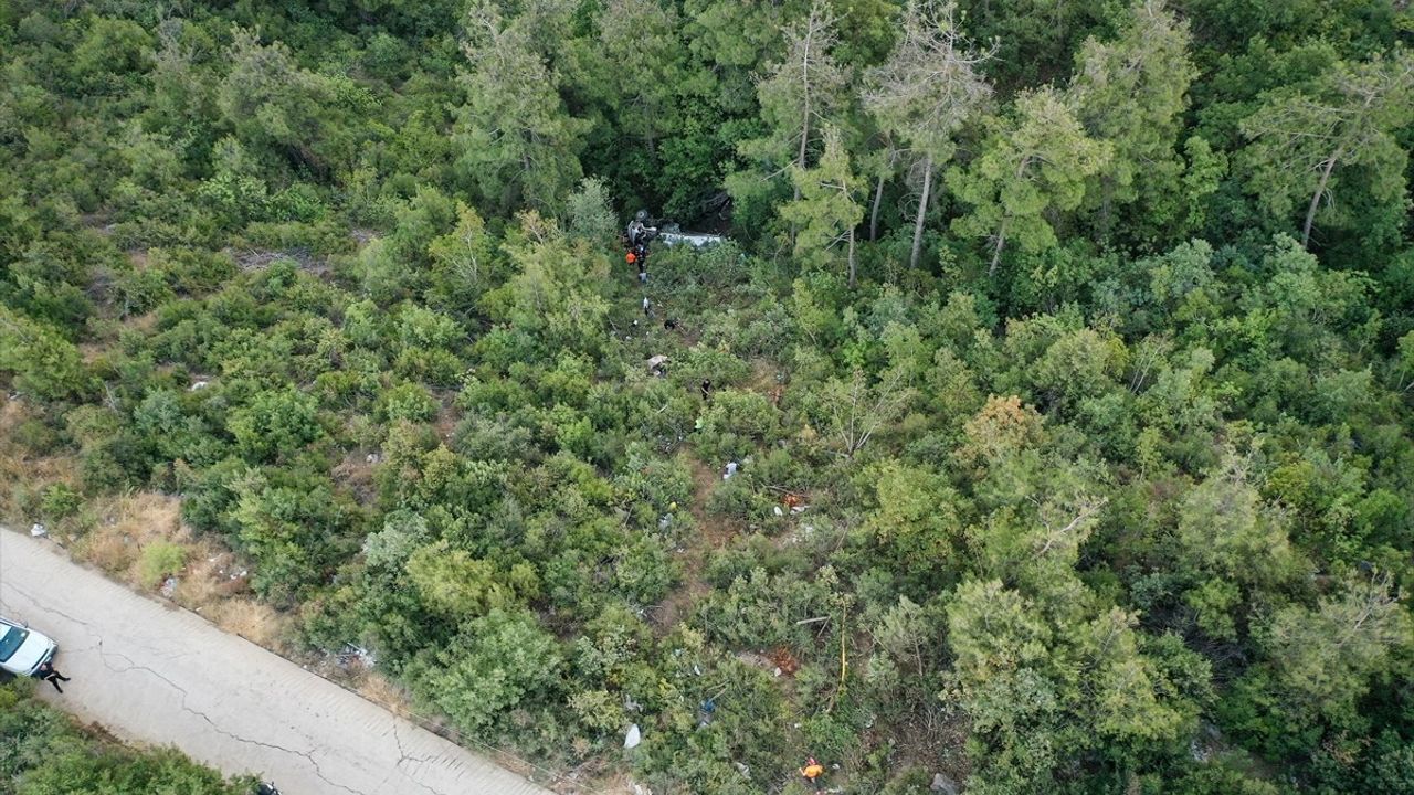 Bursa'da Orman Yangını Bölgesinde Tanker Devrildi: 1 Ölü, 2 Yaralı