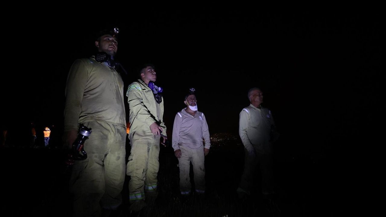 Bursa'da Orman Yangınına Müdahale Devam Ediyor