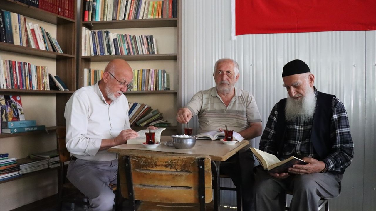 Cami Altındaki Çay Ocağı Kültür Merkezi Haline Geldi