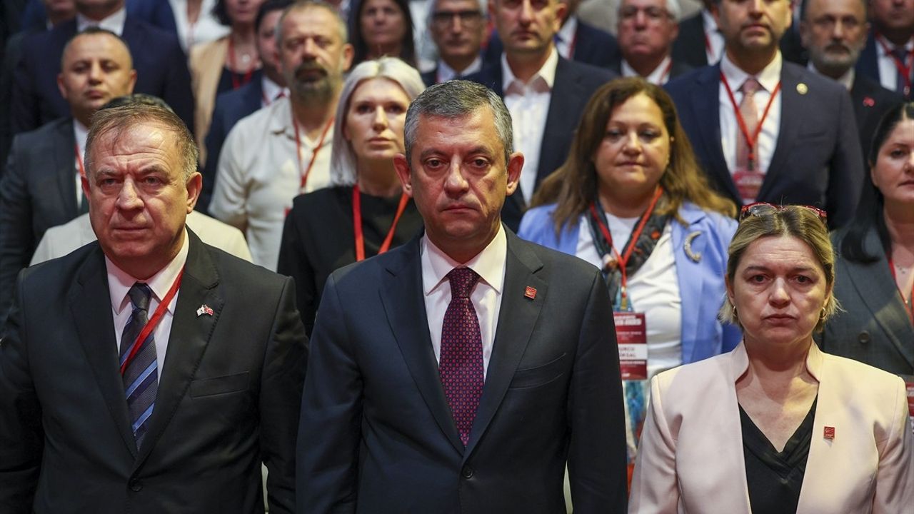 CHP'de Belediye Başkanları Toplantısı Gerçekleşti