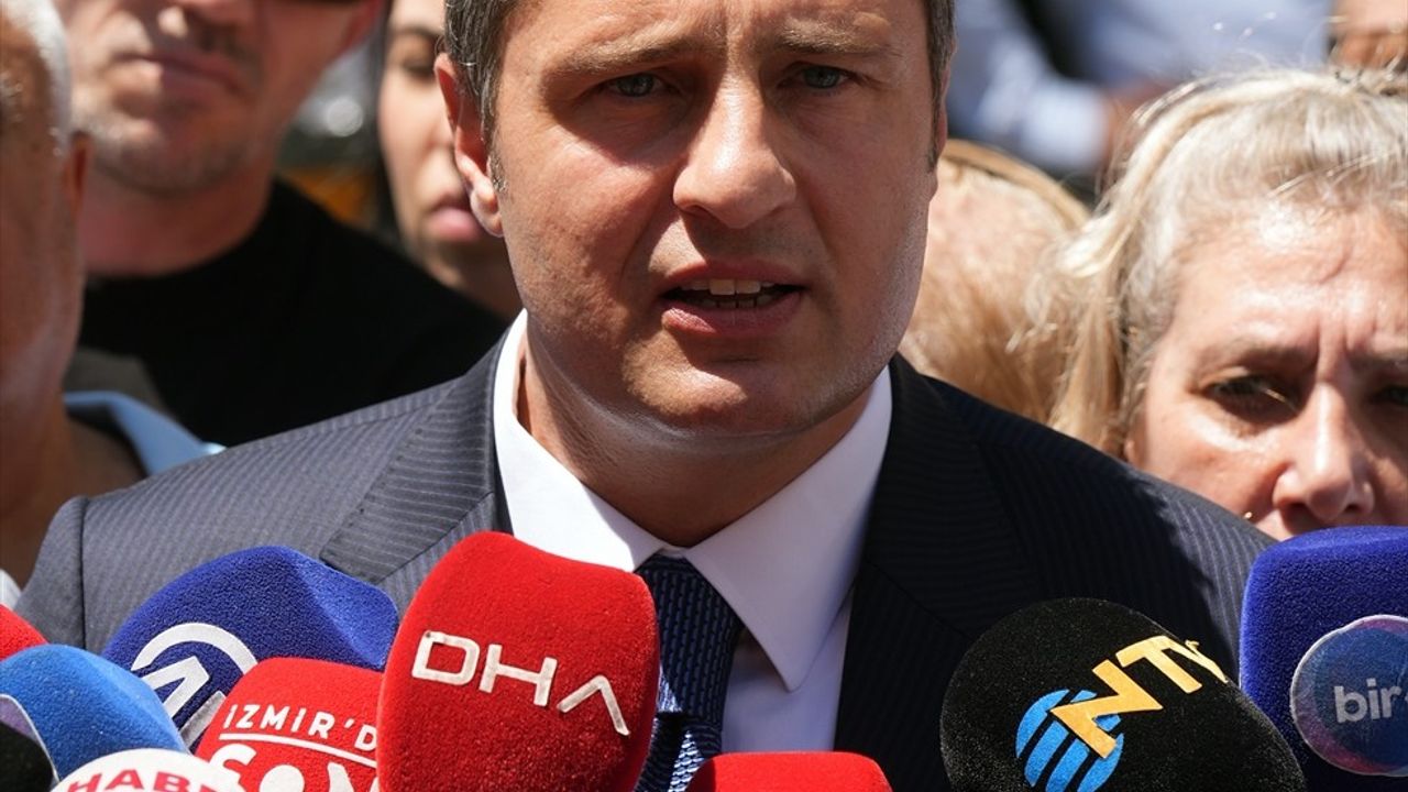 CHP'den İzmir Büyükşehir Belediyesi Yolsuzluk Soruşturmasına Tepki