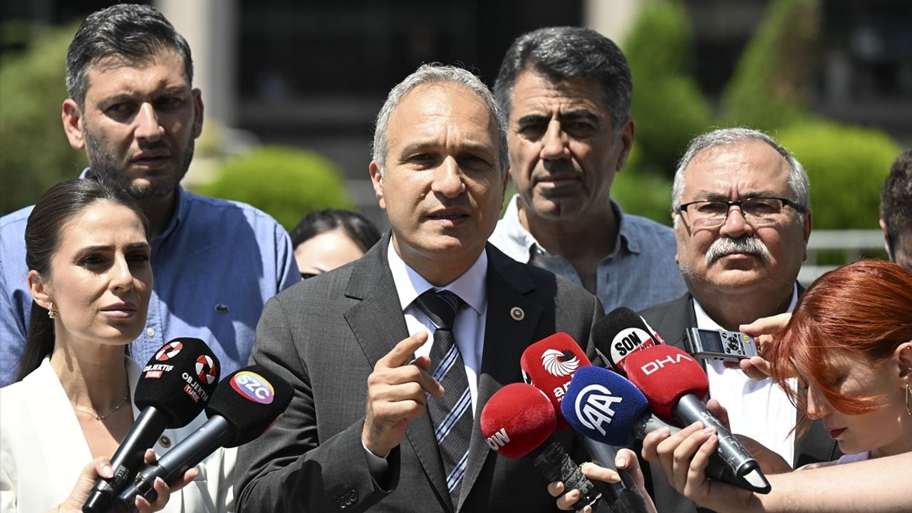 CHP, LGS Sınav Sorularının Sızdırılması İddiasıyla Suç Duyurusunda Bulundu