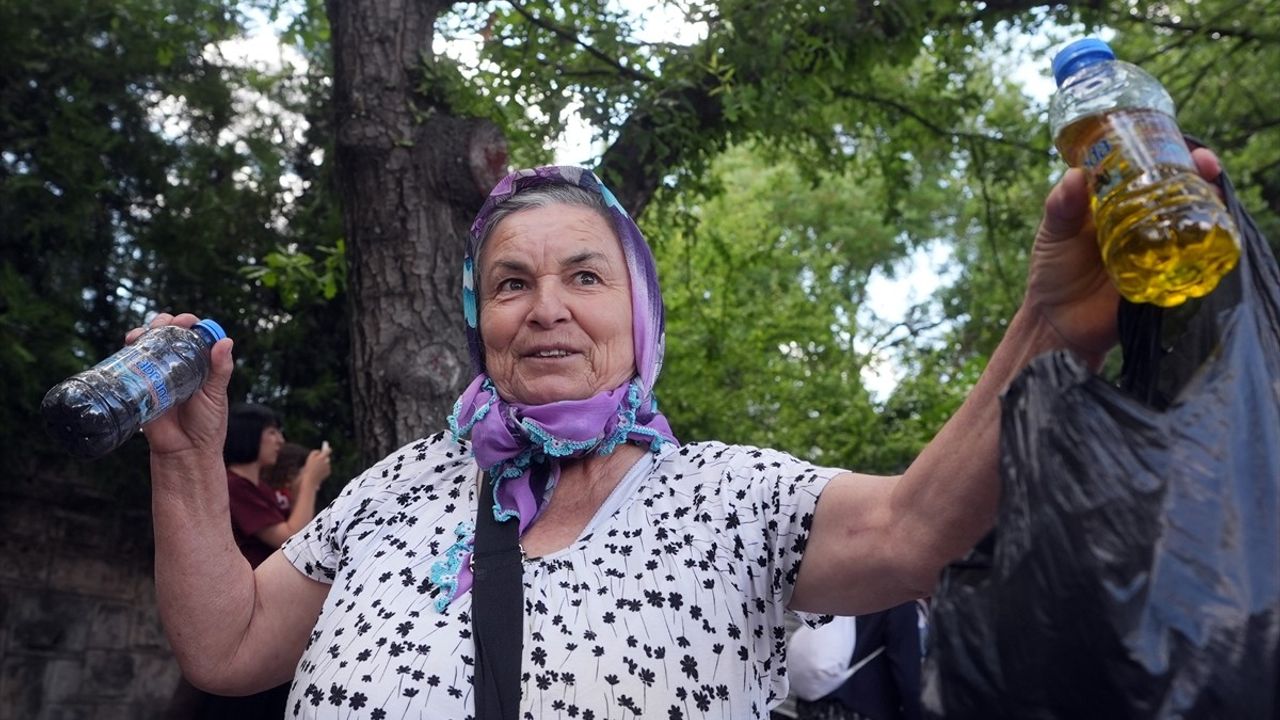 Çiftçiler, TBMM Önünde Enerji ve Maden Düzenlemesine Tepki Gösterdi