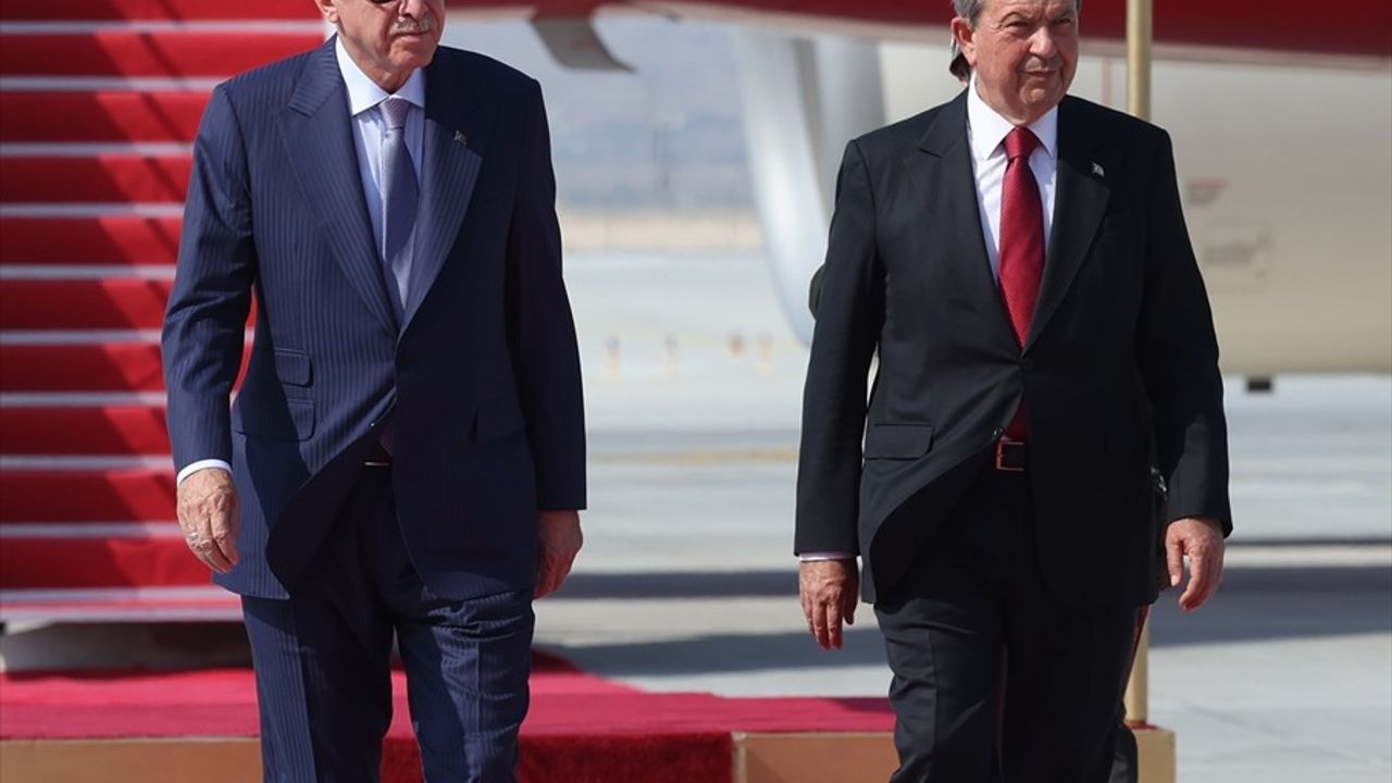 Cumhurbaşkanı Erdoğan KKTC'ye F-16'larla Gitti