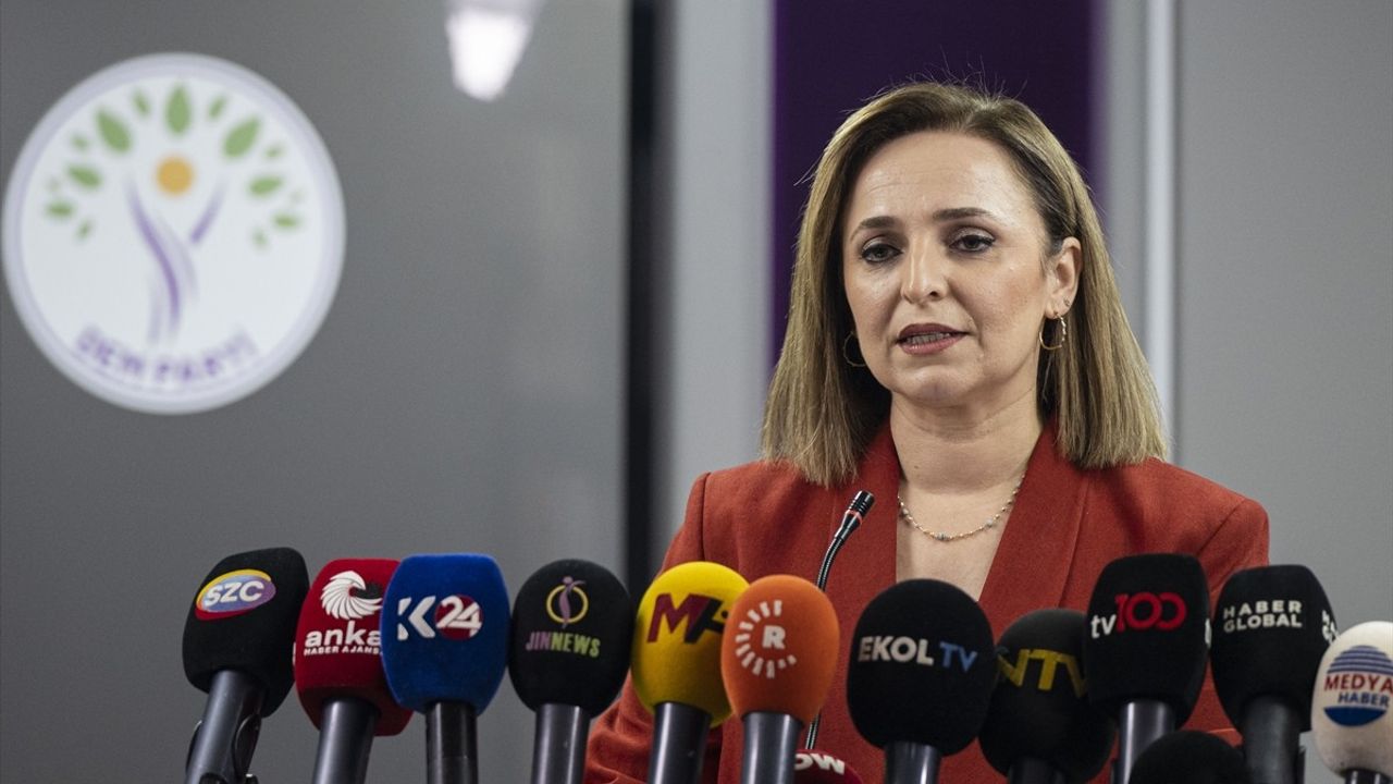 DEM Parti Sözcüsü Ayşegül Doğan, Çözüm Sürecine Dair Önemli Açıklamalarda Bulundu