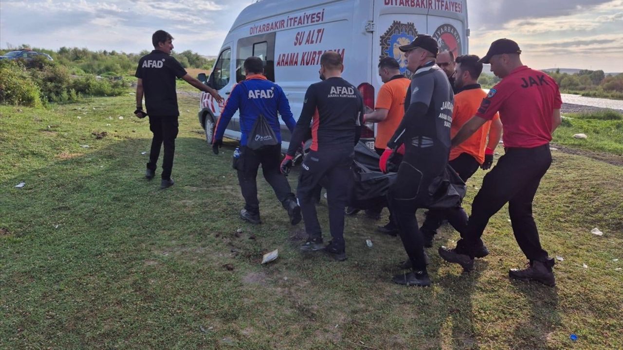 Diyarbakır'da Boğulma Tehlikesi Sonrası Kaybolan Genç Bulundu