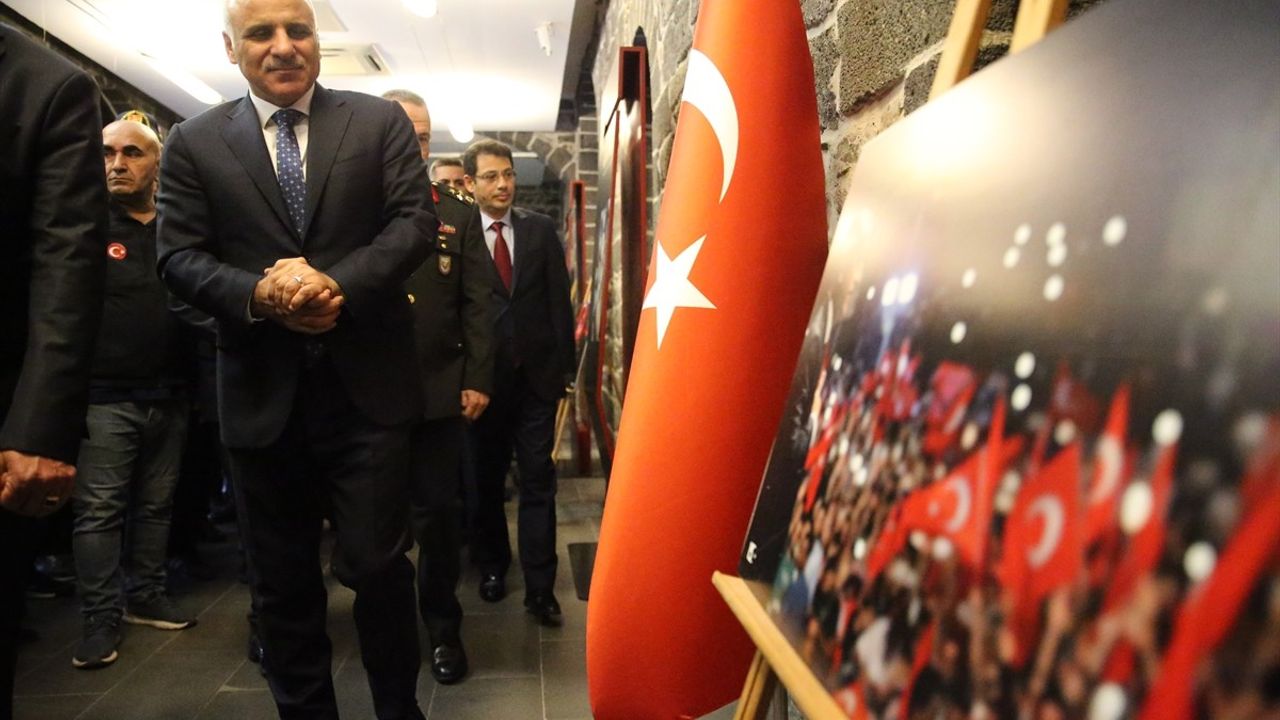 Diyarbakır'da Şehit Yakınları ve Gazilerle Anma Etkinliği