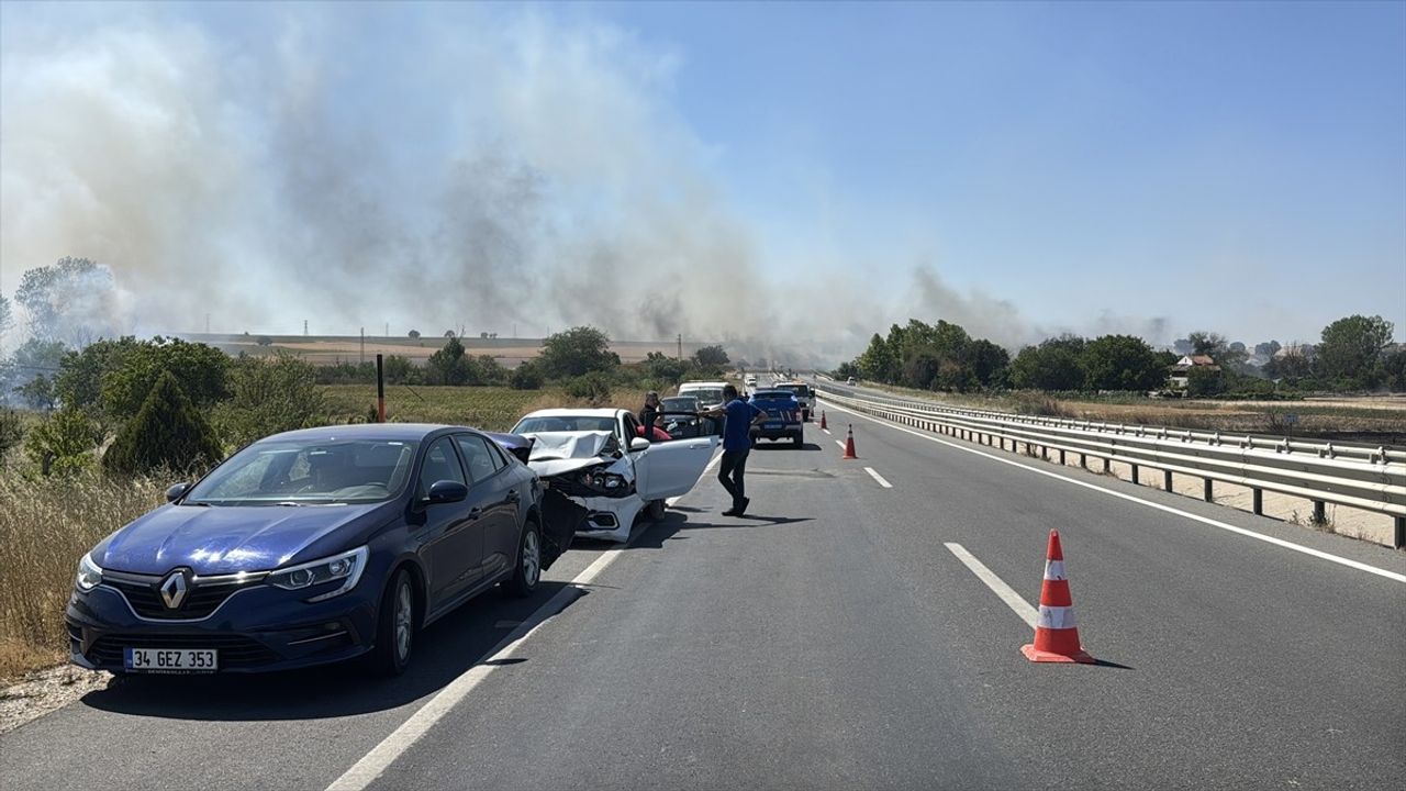 Edirne'de Anız Yangını ve Zincirleme Trafik Kazası