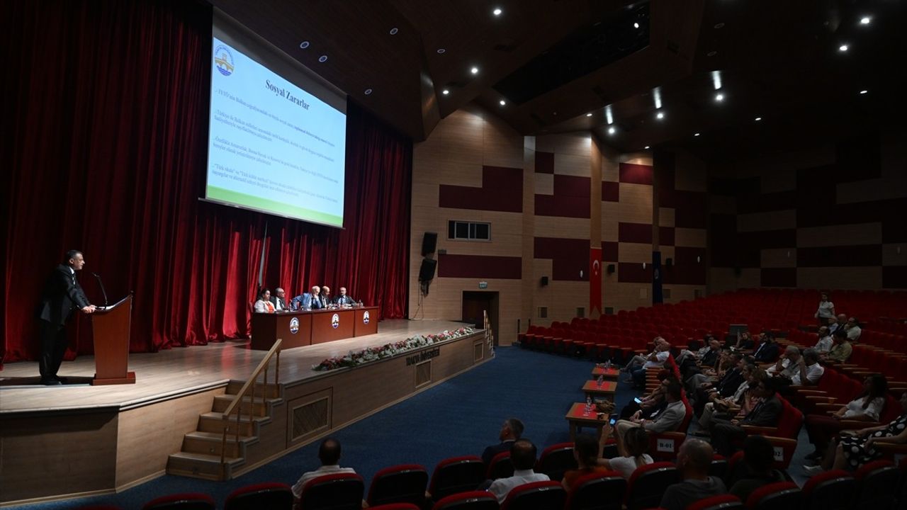 Edirne'de FETÖ'nün Balkanlar'daki Etkileri Konferansı Düzenlendi