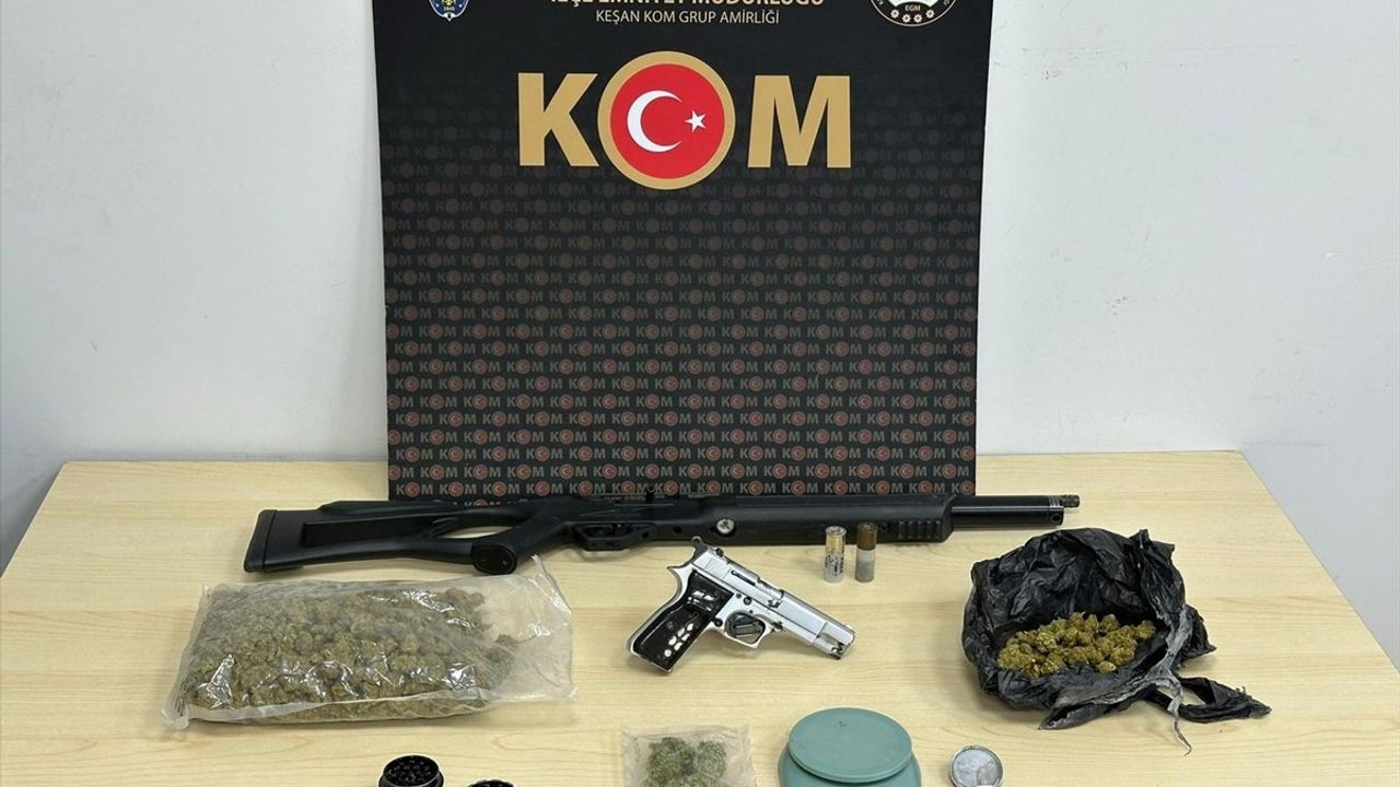 Edirne'de Uyuşturucu ve Silah Bulunan Şahıs Gözaltına Alındı