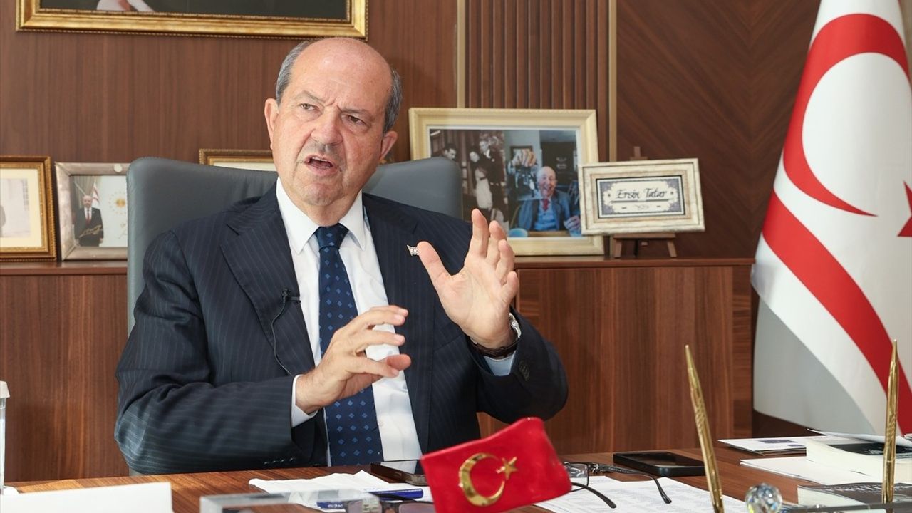 EİT Zirvesi'nde Diplomatik Zafer: KKTC Cumhurbaşkanı Tatar