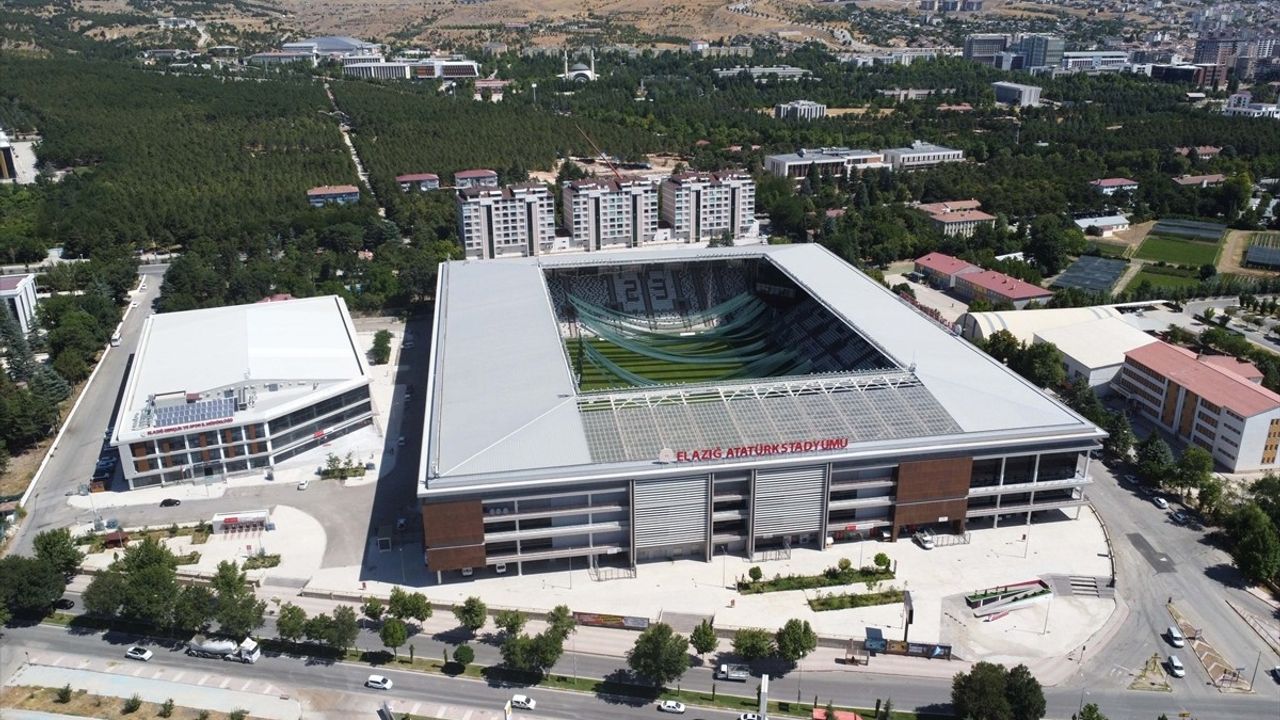 Elazığ Atatürk Stadyumu: Her Yaştan Spor Severlere Kapı Açıyor